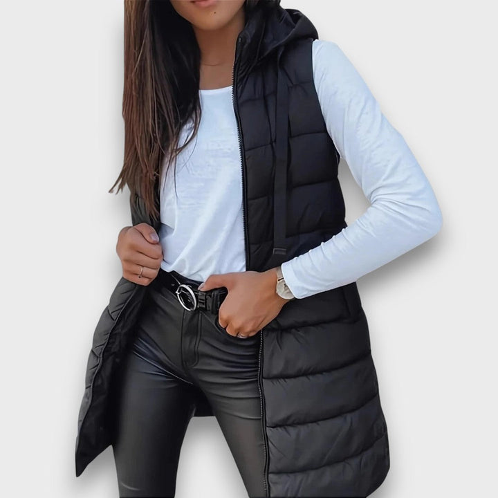 Kaira | Sleeveless hooded puffer vest