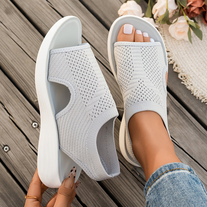 Élora | Relaxed Summer Fashion