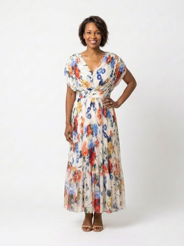 Savannah | Short, sleeveless, pleated midi dress