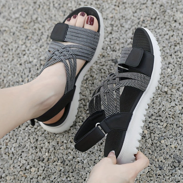 Soline | Chic Sporty Sandals with Elevated Sole