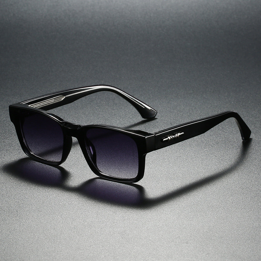 Polarized sunglasses