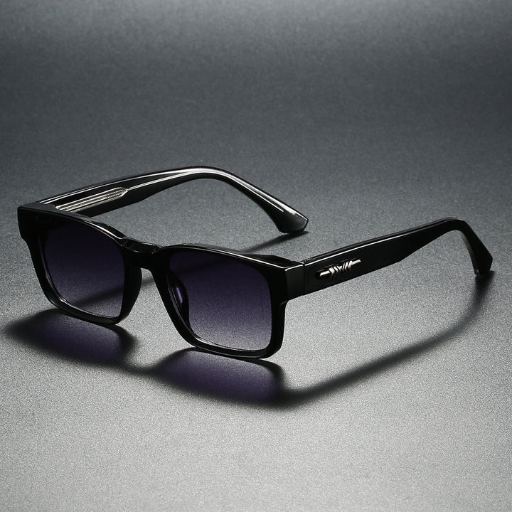 Polarized sunglasses