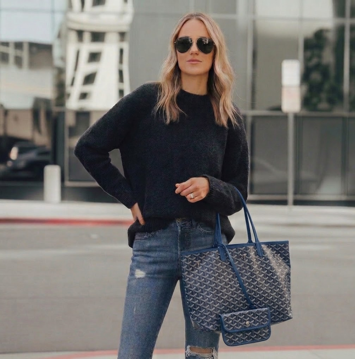 Goyerie - Luxe Tote Bag Medium Dark Blue