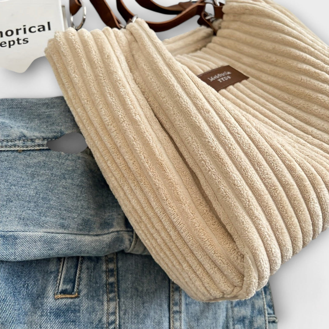 Malva – Soft Shoulder Bag Made of Velours