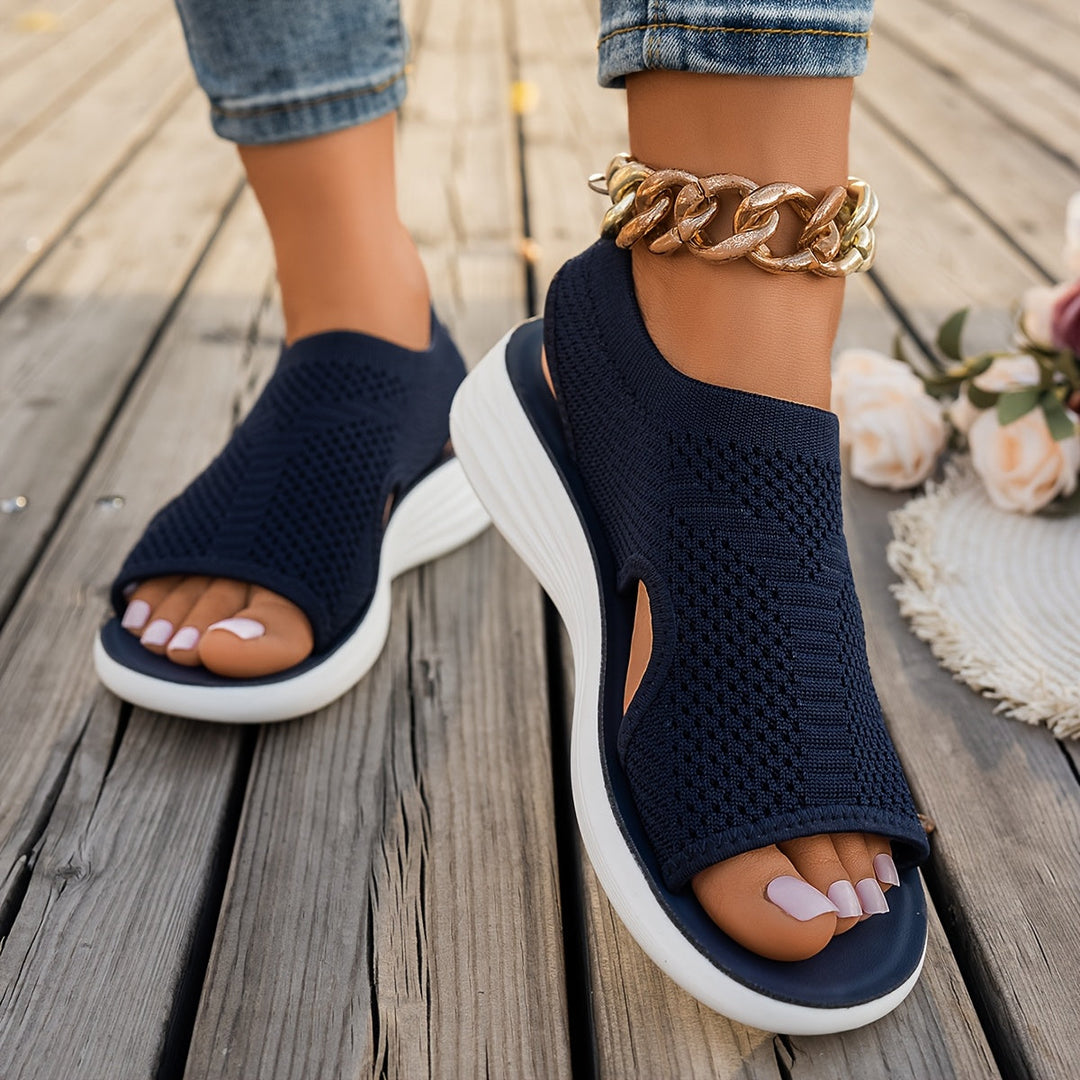 Élora | Relaxed Summer Fashion