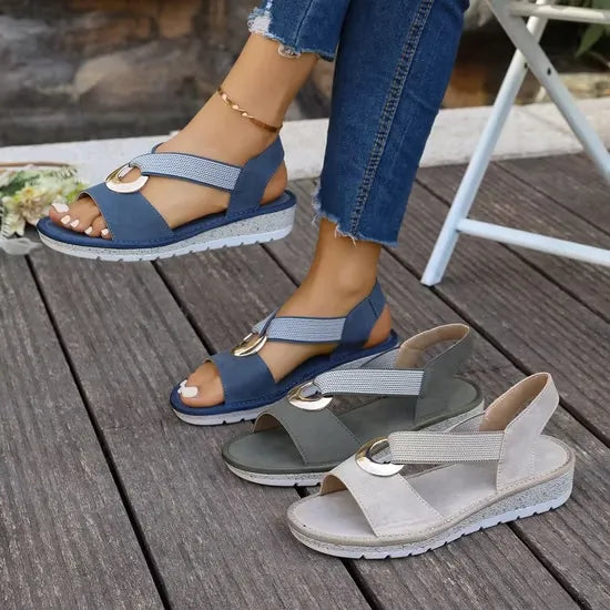 Luna | Comfortable Ergonomics with a Touch of Nature