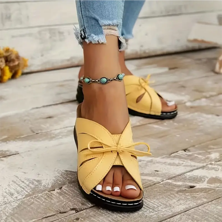 Kamila | Relaxed and Cozy Sandals
