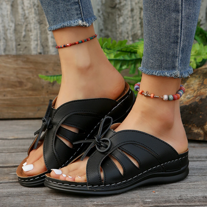 Kamila | Relaxed and Cozy Sandals